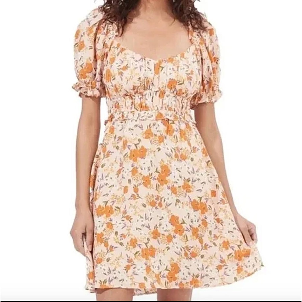 Beautiful ASTR Floral dress size L